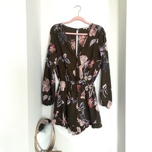 Charlotte Russe Floral brown long sleeve romper M
